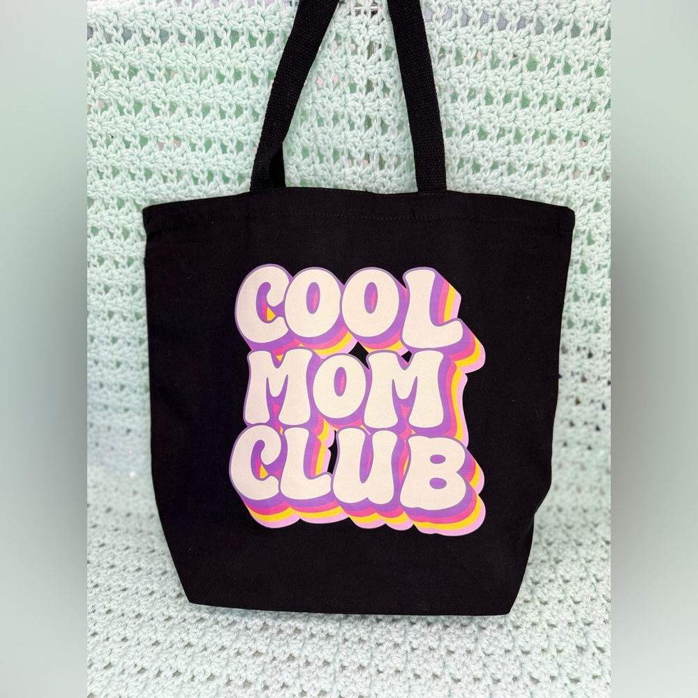 Large Tote Bag: Cool Mom